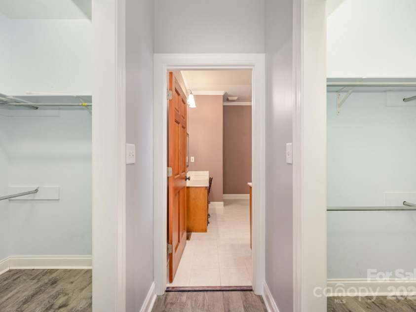 182 Canal Drive, Statesville, NC 28677.  MLS# CAR4318839, YatesRealty ID 1506. 