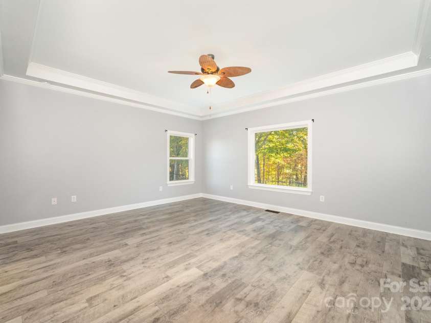 182 Canal Drive, Statesville, NC 28677.  MLS# CAR4318839, YatesRealty ID 1506. 