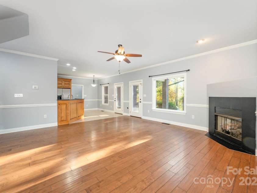 182 Canal Drive, Statesville, NC 28677.  MLS# CAR4318839, YatesRealty ID 1506. 