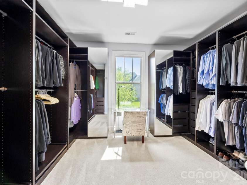 220 Kingsdown Avenue, Charlotte, NC 28270.  MLS# CAR4423141, YatesRealty ID 15060. Primary Suite Closet