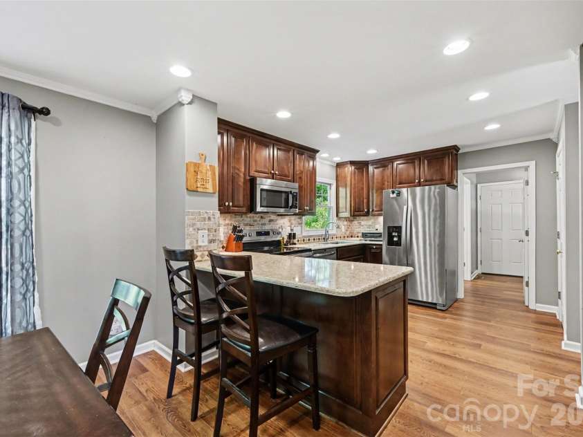 143 Walnut Hollow Lane, Mooresville, NC 28115.  MLS# CAR4373168, YatesRealty ID 15061. 