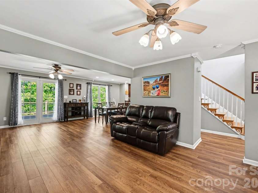 143 Walnut Hollow Lane, Mooresville, NC 28115.  MLS# CAR4373168, YatesRealty ID 15061. 