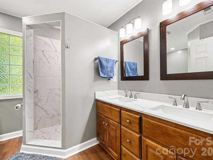 143 Walnut Hollow Lane, Mooresville, NC 28115.  MLS# CAR4373168, YatesRealty ID 15061. 