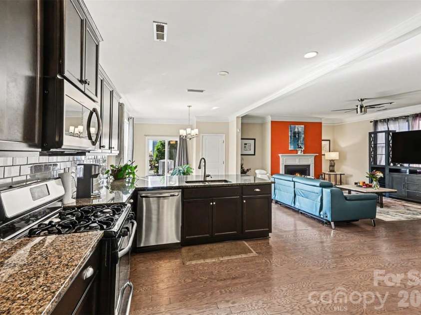 8103 Kalson Street, Huntersville, NC 28078.  MLS# CAR4372214, YatesRealty ID 15062. 