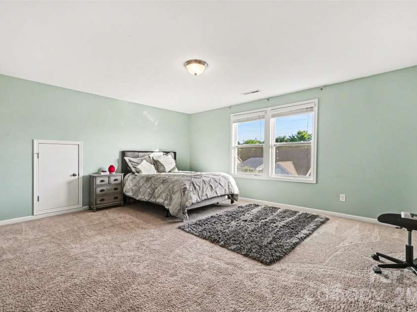 8103 Kalson Street, Huntersville, NC 28078.  MLS# CAR4372214, YatesRealty ID 15062. 