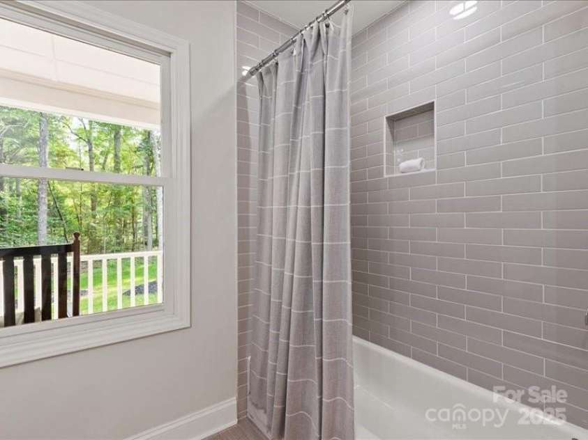 300 Hugh Crocker Road, Matthews, NC 28104.  MLS# CAR4254720, YatesRealty ID 15063. 