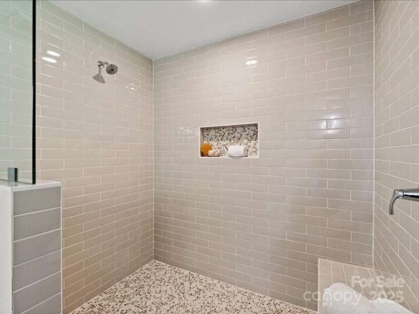 300 Hugh Crocker Road, Matthews, NC 28104.  MLS# CAR4254720, YatesRealty ID 15063. 