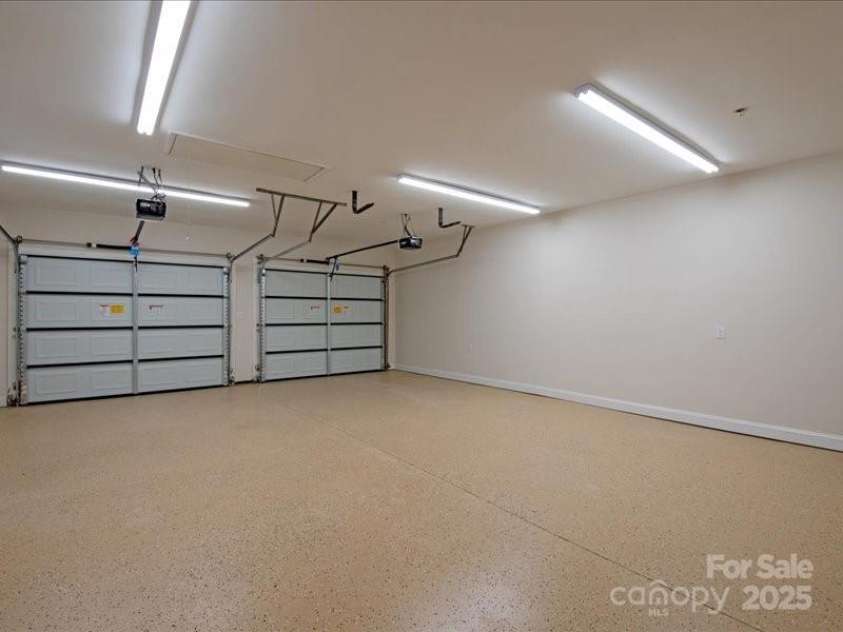 300 Hugh Crocker Road, Matthews, NC 28104.  MLS# CAR4254720, YatesRealty ID 15063. 