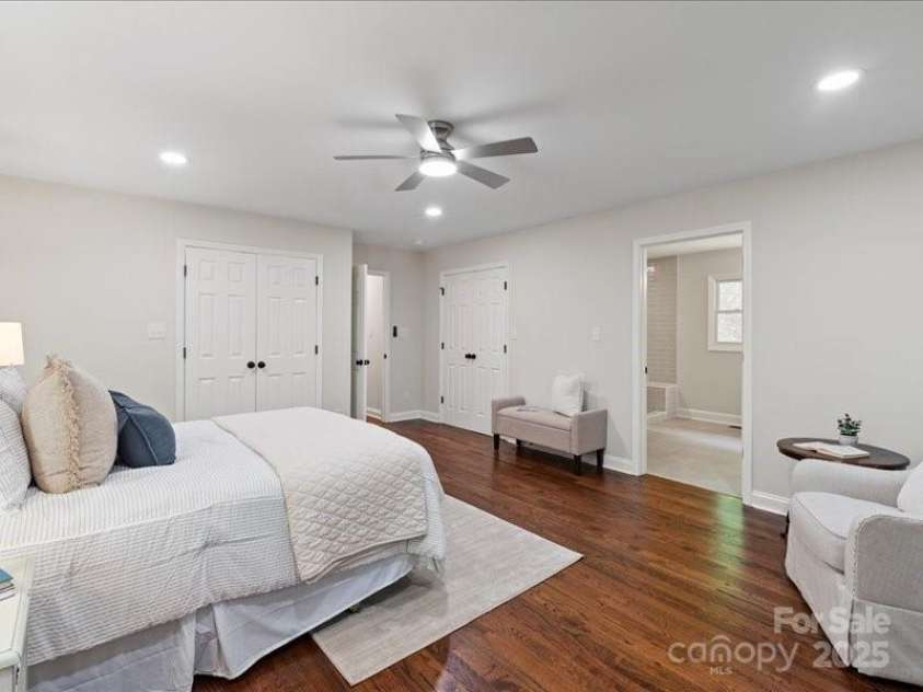 300 Hugh Crocker Road, Matthews, NC 28104.  MLS# CAR4254720, YatesRealty ID 15063. Primary Suite with En Suite Bath
