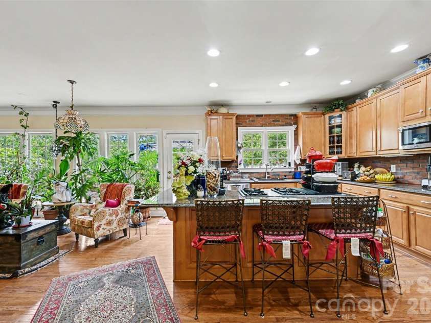 952 Hickory Stick Drive, Fort Mill, SC 29715.  MLS# CAR4373728, YatesRealty ID 15063. 