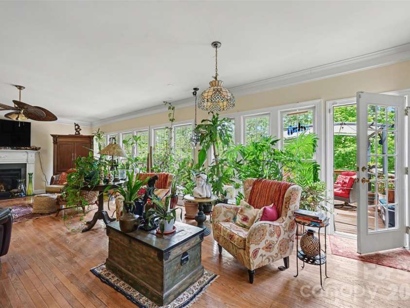 952 Hickory Stick Drive, Fort Mill, SC 29715.  MLS# CAR4373728, YatesRealty ID 15063. 