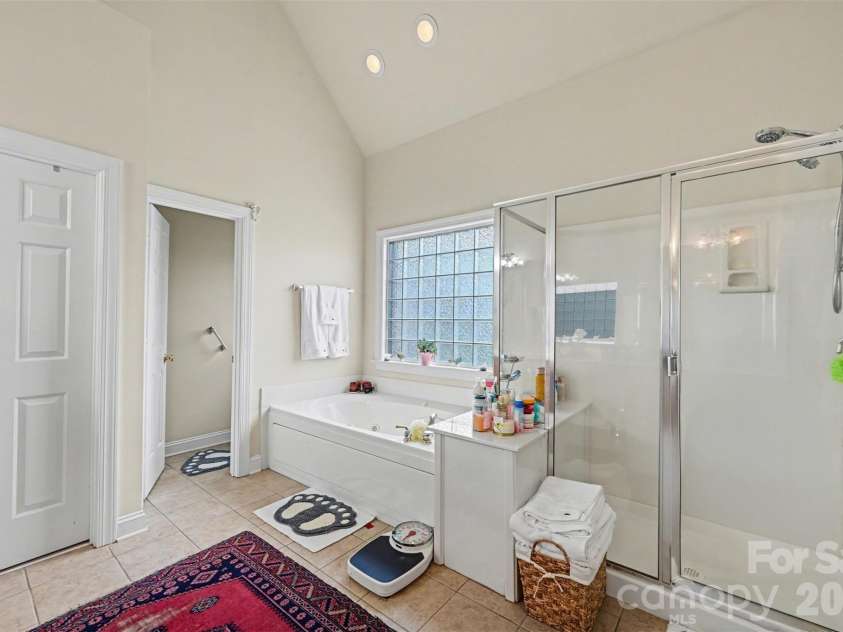 952 Hickory Stick Drive, Fort Mill, SC 29715.  MLS# CAR4373728, YatesRealty ID 15063. 