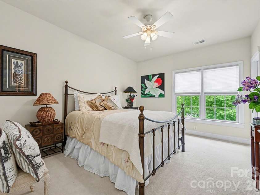 952 Hickory Stick Drive, Fort Mill, SC 29715.  MLS# CAR4373728, YatesRealty ID 15063. 