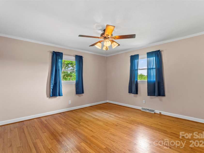 1125 Windy Acres Street, Morganton, NC 28655.  MLS# CAR4263011, YatesRealty ID 15065. Primary bedroom
