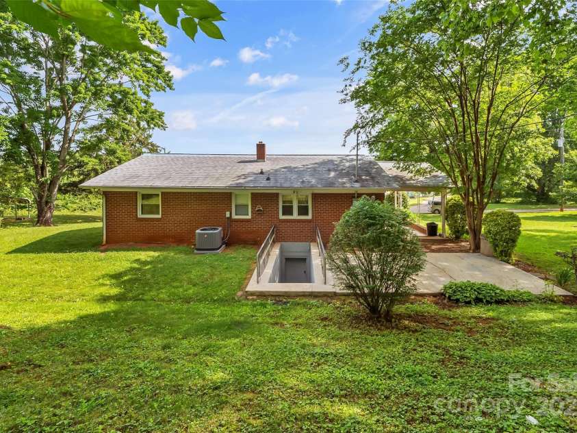 1125 Windy Acres Street, Morganton, NC 28655.  MLS# CAR4263011, YatesRealty ID 15065. Your new home, on .7 acres of land at the foothills of Burkemont Mountain