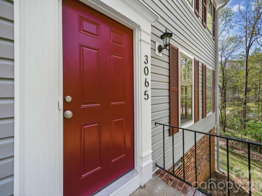 3065 Devonshire Drive, Rock Hill, SC 29732.  MLS# CAR4364433, YatesRealty ID 15065. Front Entrance