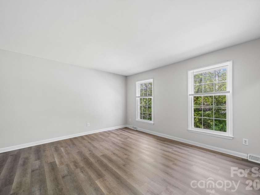 3065 Devonshire Drive, Rock Hill, SC 29732.  MLS# CAR4364433, YatesRealty ID 15065. Living Room/Flex Room