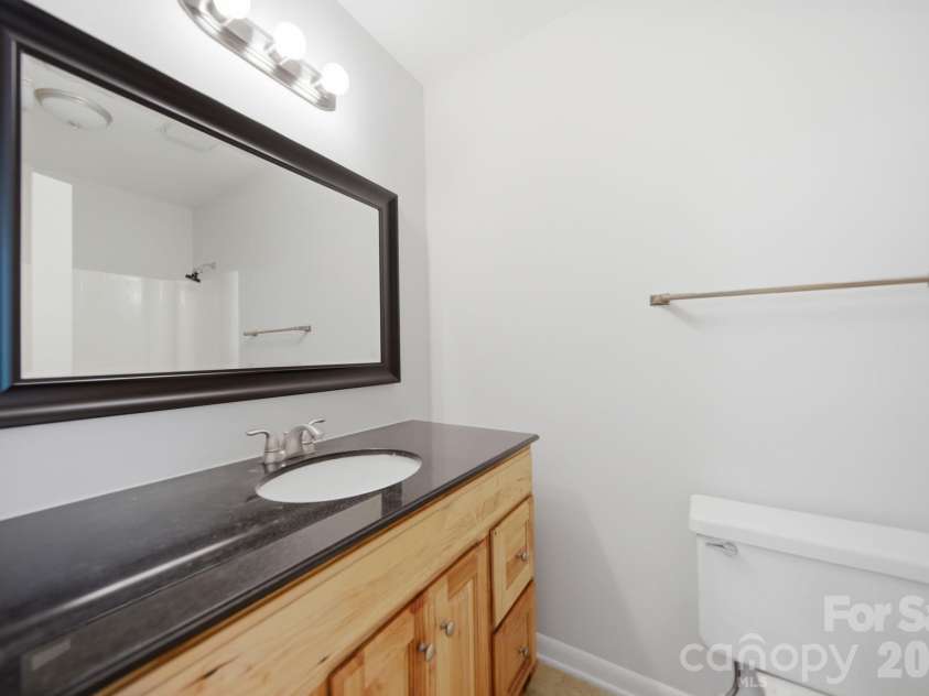 3065 Devonshire Drive, Rock Hill, SC 29732.  MLS# CAR4364433, YatesRealty ID 15065. Primary Bedroom Full Bath