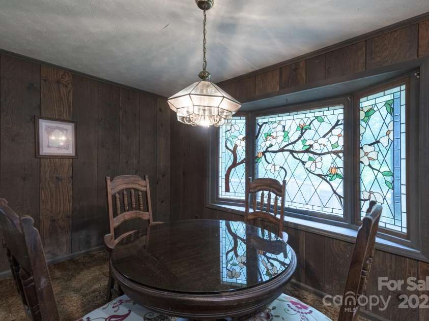 2610 Indian Grave Road, Lenoir, NC 28645.  MLS# CAR4240196, YatesRealty ID 15066. 