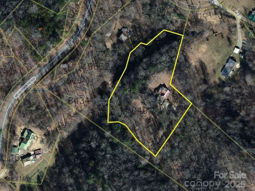 2610 Indian Grave Road, Lenoir, NC 28645.  MLS# CAR4240196, YatesRealty ID 15066. 
