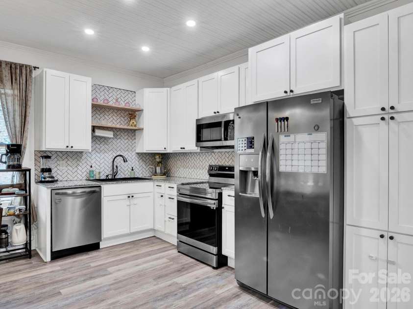 208 Hough Street, Monroe, NC 28112.  MLS# CAR4366398, YatesRealty ID 15067. 