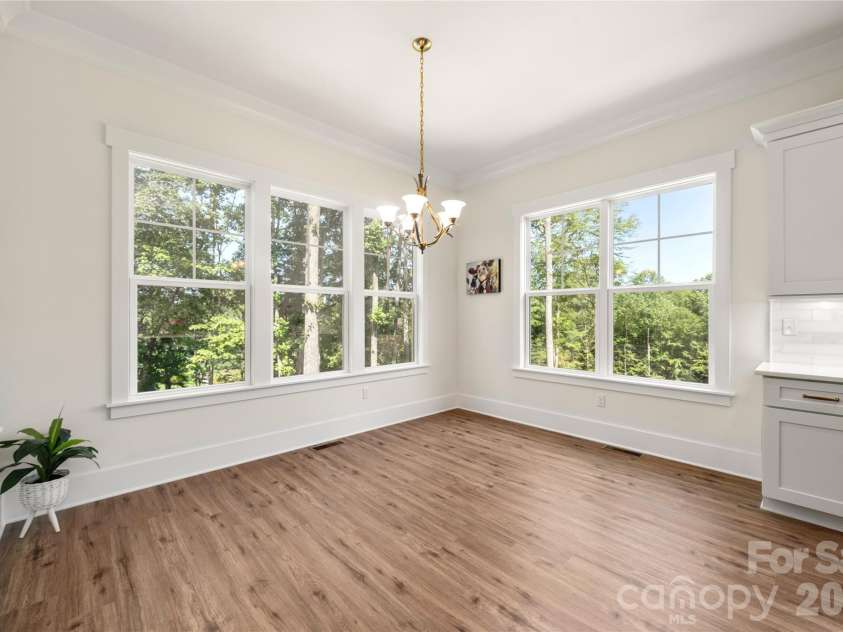 227 Northview Drive, Hendersonville, NC 28791.  MLS# CAR4359426, YatesRealty ID 15068. Dining room