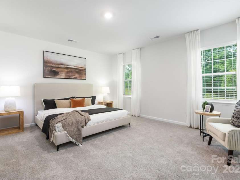 8024 Kennesaw Drive, Gastonia, NC 28056.  MLS# CAR4212004, YatesRealty ID 15069. Owner's Bedroom