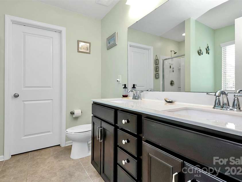 204 Kingston Drive, Mount Holly, NC 28120.  MLS# CAR4280929, YatesRealty ID 1507. 