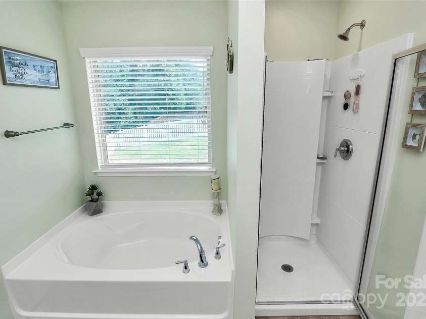 204 Kingston Drive, Mount Holly, NC 28120.  MLS# CAR4280929, YatesRealty ID 1507. 