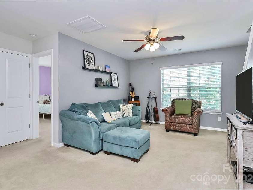 204 Kingston Drive, Mount Holly, NC 28120.  MLS# CAR4280929, YatesRealty ID 1507. 