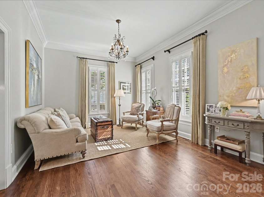 1117 Dilworth Crescent Row, Charlotte, NC 28203.  MLS# CAR4373018, YatesRealty ID 15070. 