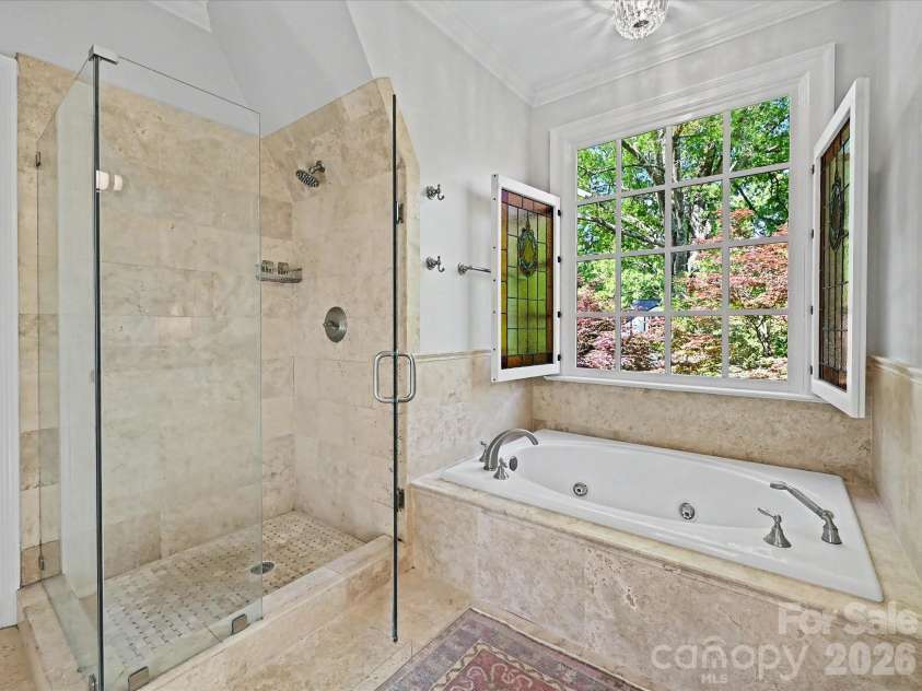 1117 Dilworth Crescent Row, Charlotte, NC 28203.  MLS# CAR4373018, YatesRealty ID 15070. 