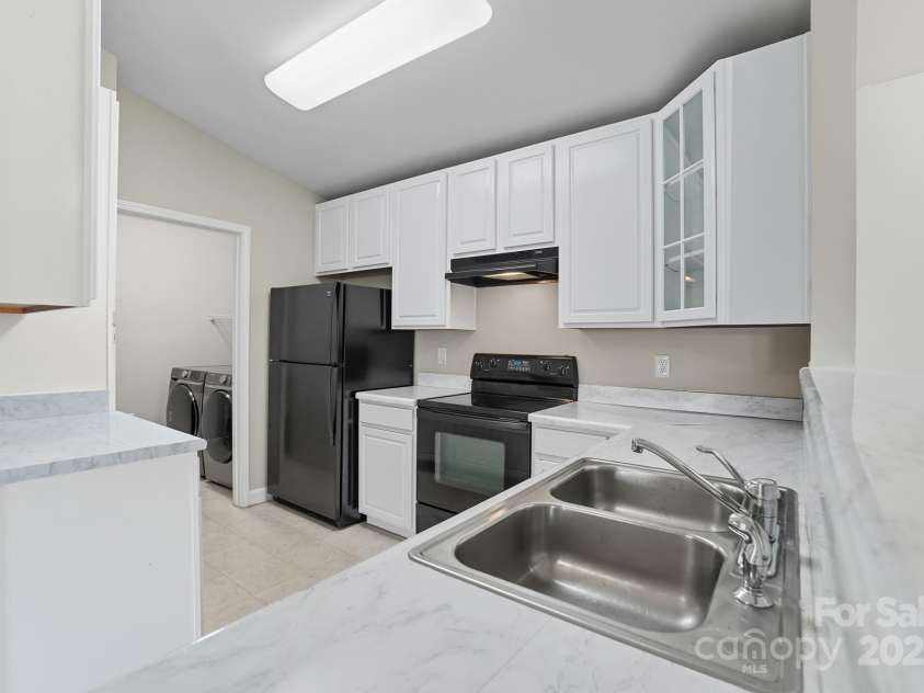 10526 Hill Point Court, Charlotte, NC 28262.  MLS# CAR4303710, YatesRealty ID 15071. 