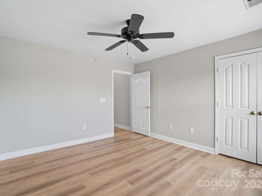10526 Hill Point Court, Charlotte, NC 28262.  MLS# CAR4303710, YatesRealty ID 15071. 