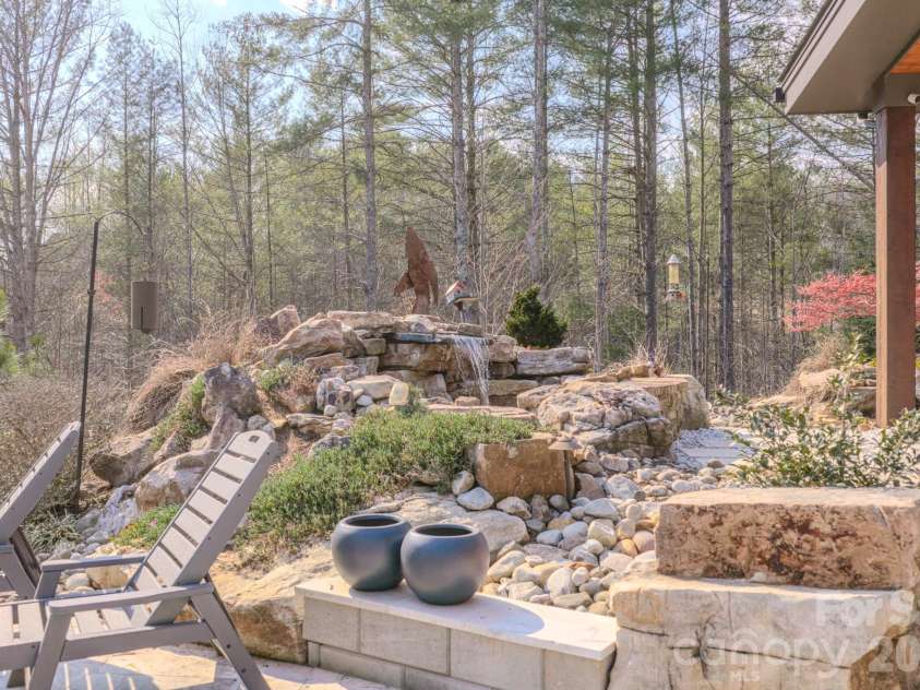 2063 W Bluewater Drive, Morganton, NC 28655.  MLS# CAR4360898, YatesRealty ID 15073. 
