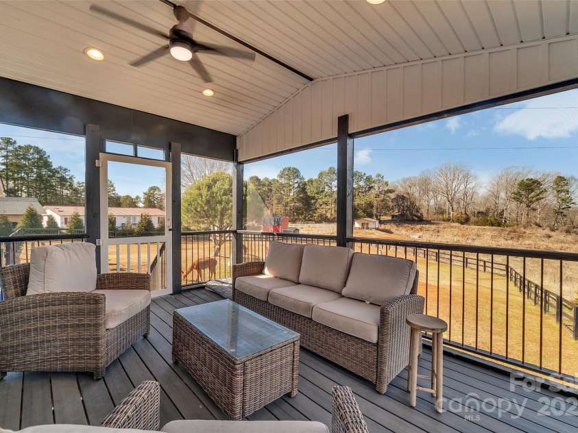 3433 Grey Road, Davidson, NC 28036.  MLS# CAR4292667, YatesRealty ID 15073. 