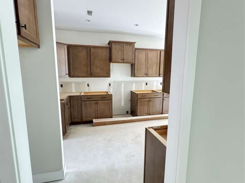 1085 Kildare Drive, Salisbury, NC 28146.  MLS# CAR4359570, YatesRealty ID 15077. 
