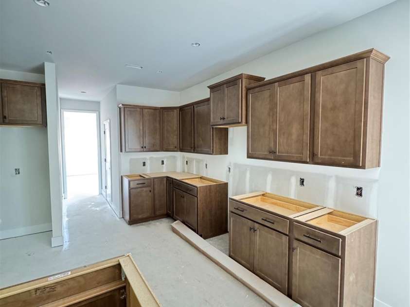 1085 Kildare Drive, Salisbury, NC 28146.  MLS# CAR4359570, YatesRealty ID 15077. 