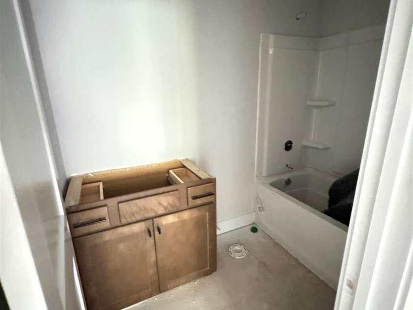 1085 Kildare Drive, Salisbury, NC 28146.  MLS# CAR4359570, YatesRealty ID 15077. 