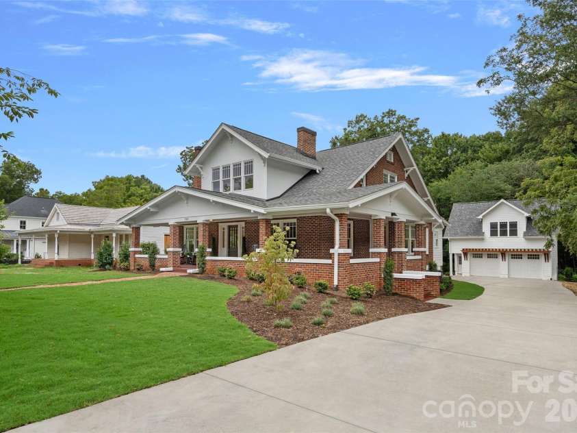 709 Main Street, Davidson, NC 28036.  MLS# CAR4331884, YatesRealty ID 15079. 