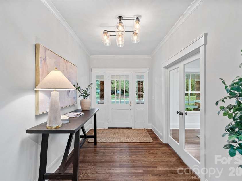 709 Main Street, Davidson, NC 28036.  MLS# CAR4331884, YatesRealty ID 15079. 