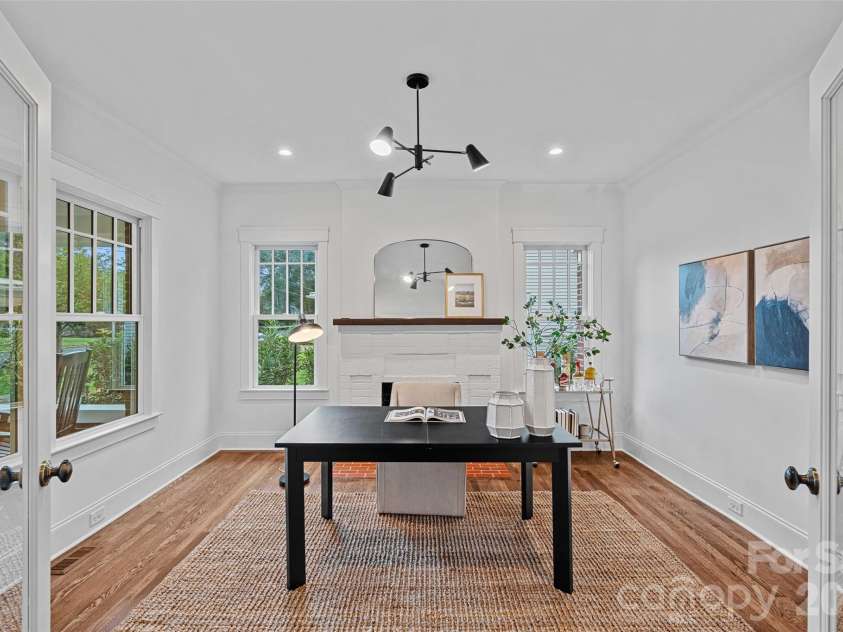 709 Main Street, Davidson, NC 28036.  MLS# CAR4331884, YatesRealty ID 15079. 