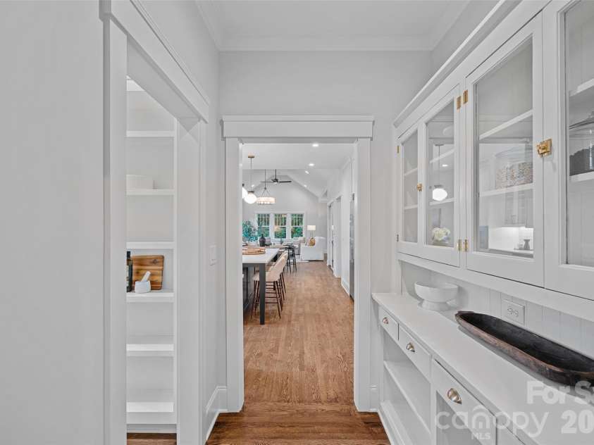 709 Main Street, Davidson, NC 28036.  MLS# CAR4331884, YatesRealty ID 15079. 