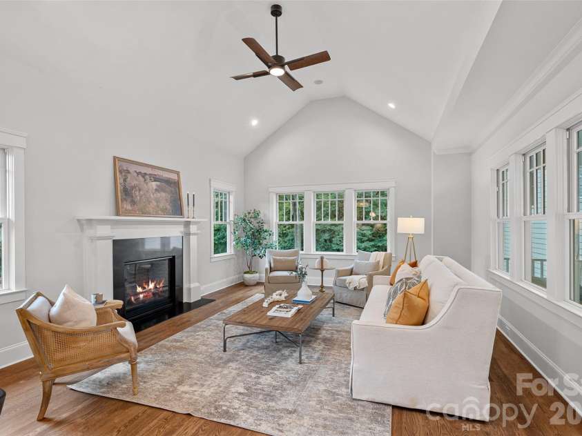 709 Main Street, Davidson, NC 28036.  MLS# CAR4331884, YatesRealty ID 15079. 