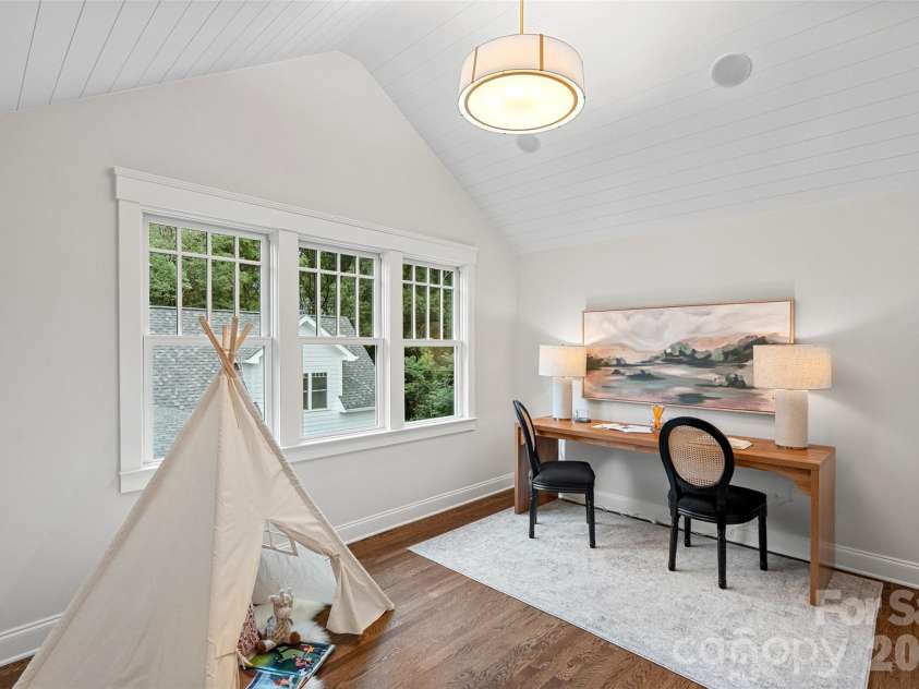 709 Main Street, Davidson, NC 28036.  MLS# CAR4331884, YatesRealty ID 15079. 