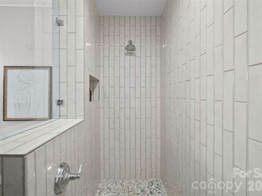 709 Main Street, Davidson, NC 28036.  MLS# CAR4331884, YatesRealty ID 15079. 