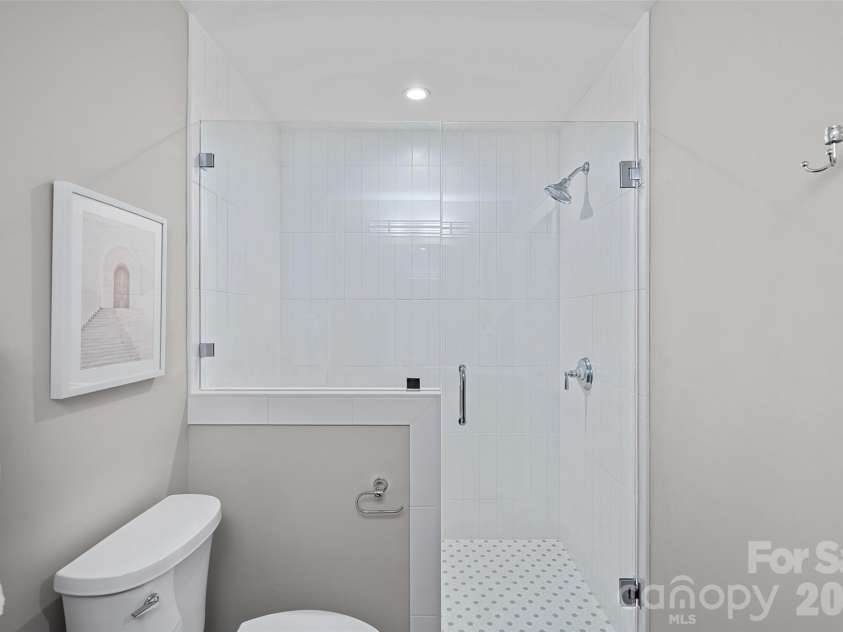 709 Main Street, Davidson, NC 28036.  MLS# CAR4331884, YatesRealty ID 15079. 