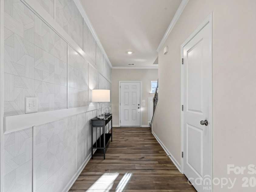 6499 Gopher Road, Lancaster, SC 29720.  MLS# CAR4429310, YatesRealty ID 15080. Entry way