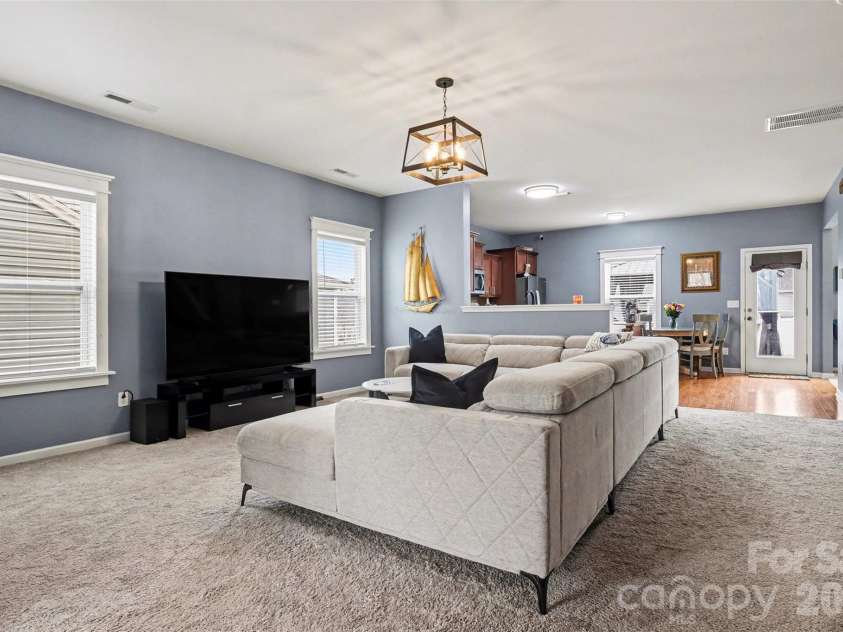 1056 Newton Avenue, Rock Hill, SC 29732.  MLS# CAR4345786, YatesRealty ID 15082. 