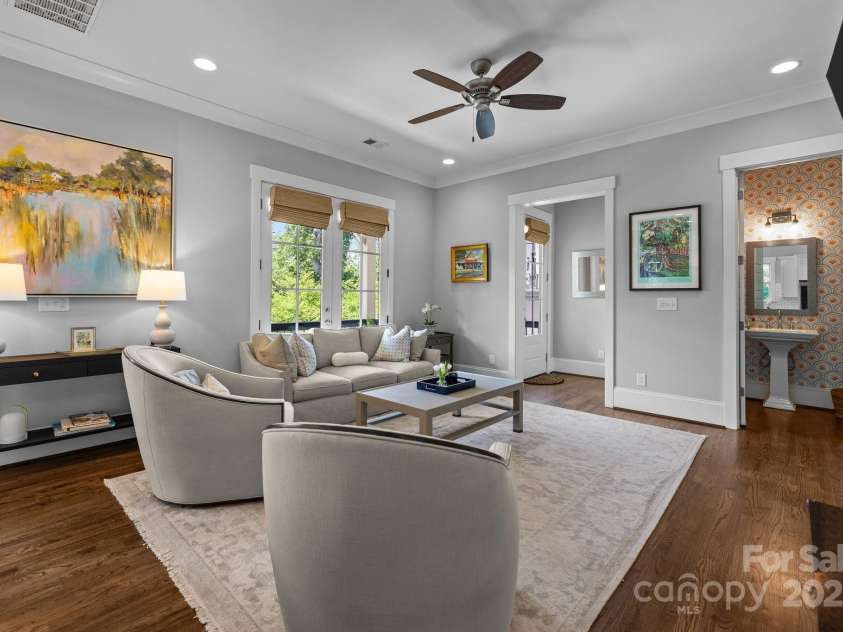 2925 Westfield Road, Charlotte, NC 28209.  MLS# CAR4254806, YatesRealty ID 15084. Great Room